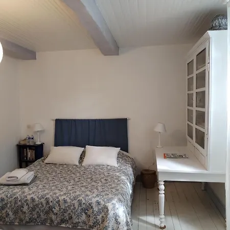 D'hotes De Pesques